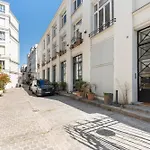 Stylish Duplex For 4 In Bastille Paris