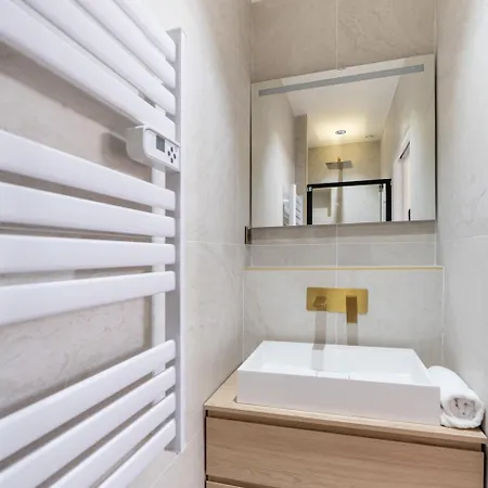 Stylish Duplex For 4 In Bastille Appartamento